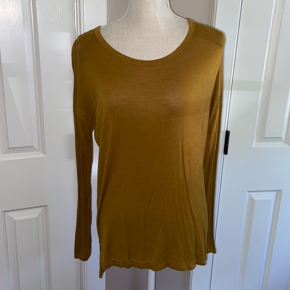Old Navy stretchy comfy long sleeve